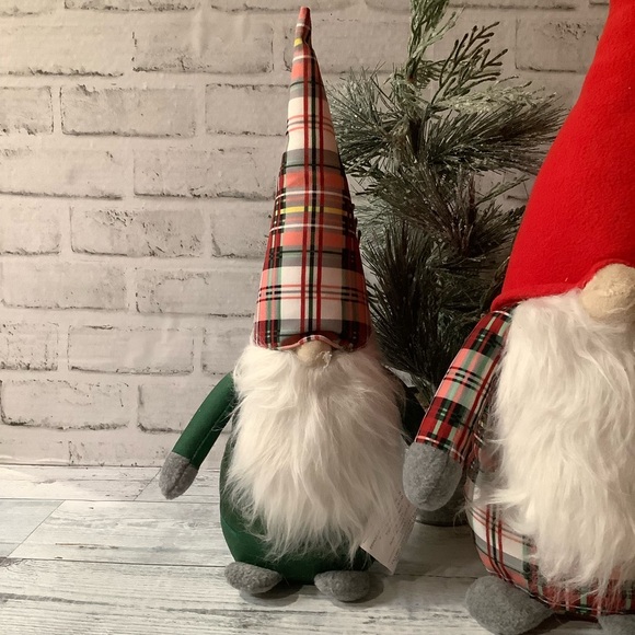 Set of 2 Christmas Gnome Pillows - Picture 2 of 3